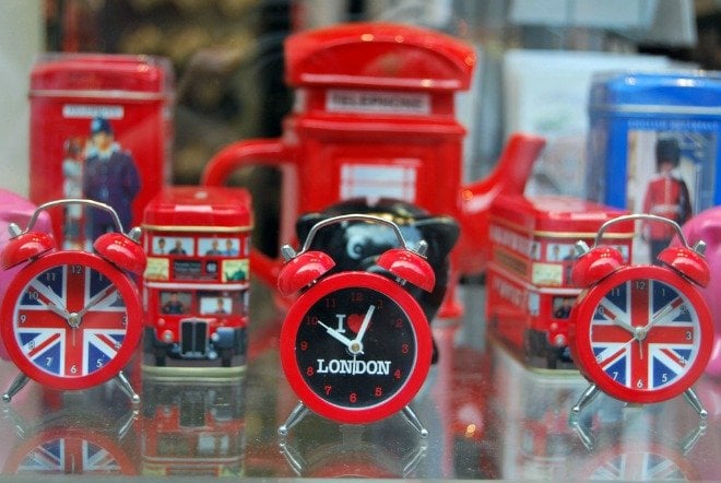 6 Best Places to Find Unique London Souvenirs