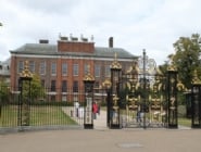 Changing of Guards Buckingham Palace