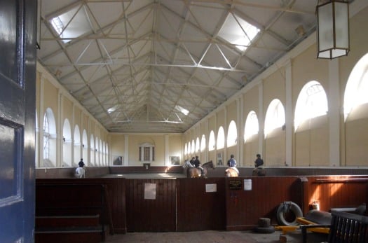 London Perfect Vacation Rentals Buckingham Palace Royal Mews Riding School Royal Mews Buckingham Palace London Riding School