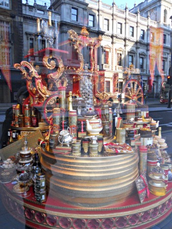 Christmas Windows Fortnum Mason London Lord Mayor's Carriage Christmas Windows Fortnum Mason London Lord Mayor's Carriage