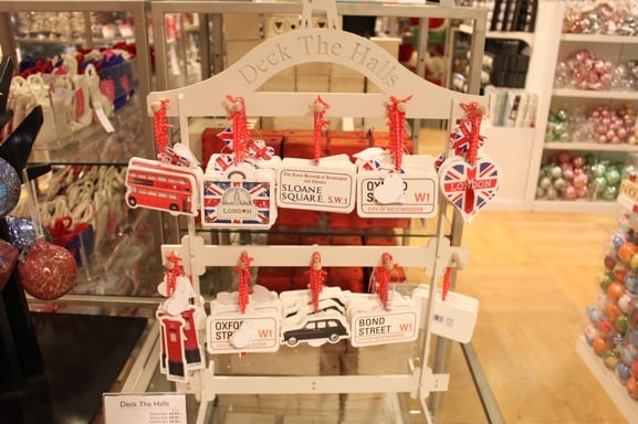 4-london-christmas-decorations-peter-jones