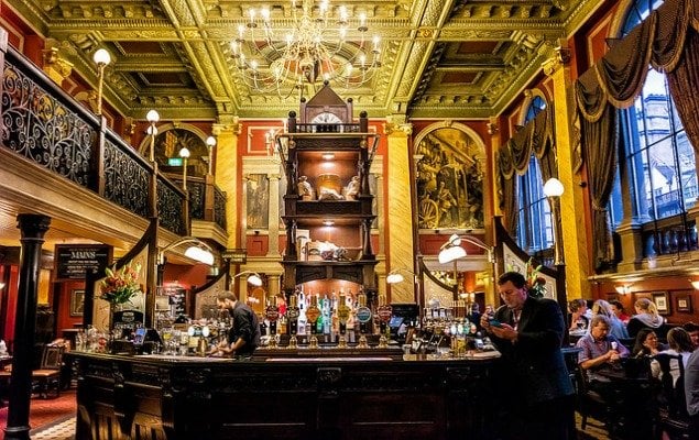 What Makes London Pubs So Great?