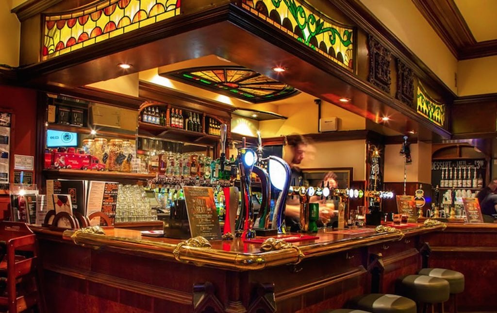 cool pubs to visit in london