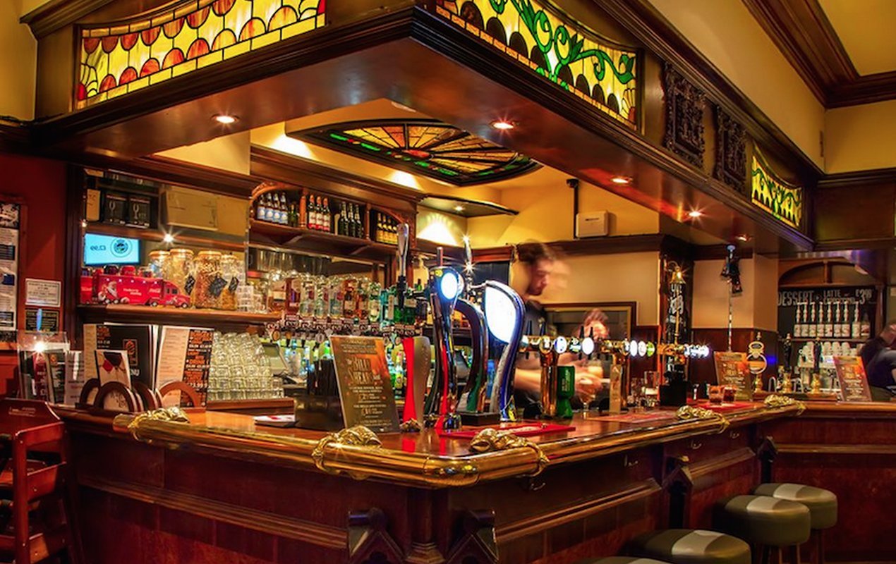 Top Ten Cozy Pubs In London