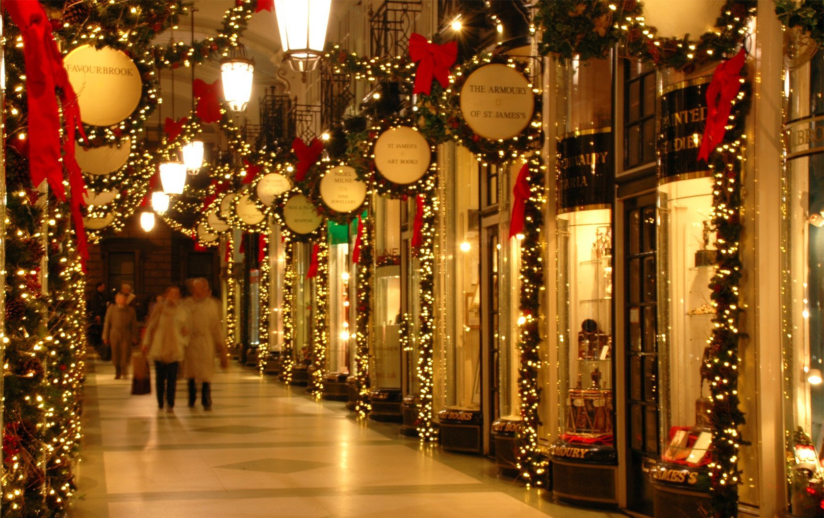 Last Minute Christmas Shopping In London