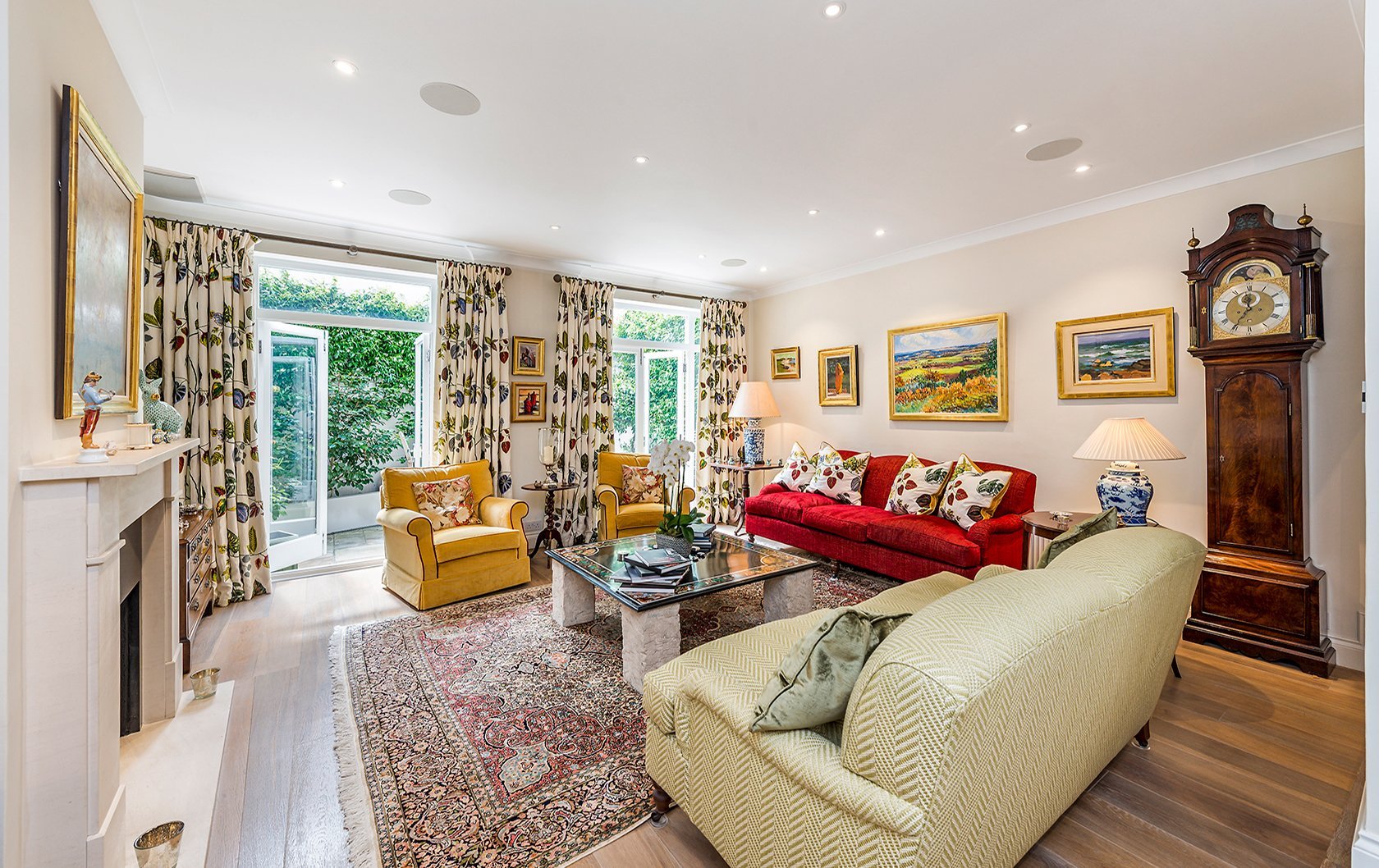 Property Of The Month: A Fabulous Mews House in South Kensington