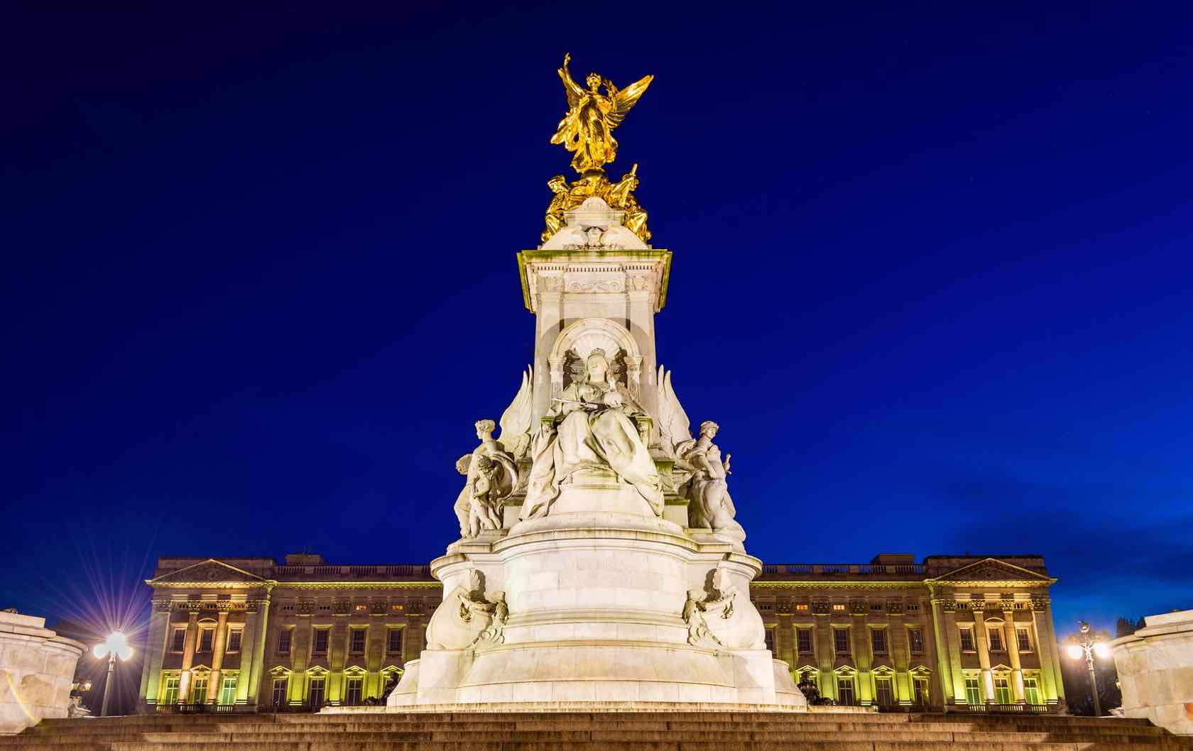 Celebrating the 200th Anniversary of Queen Victoria in London by London Perfect Buckingham Palace 
