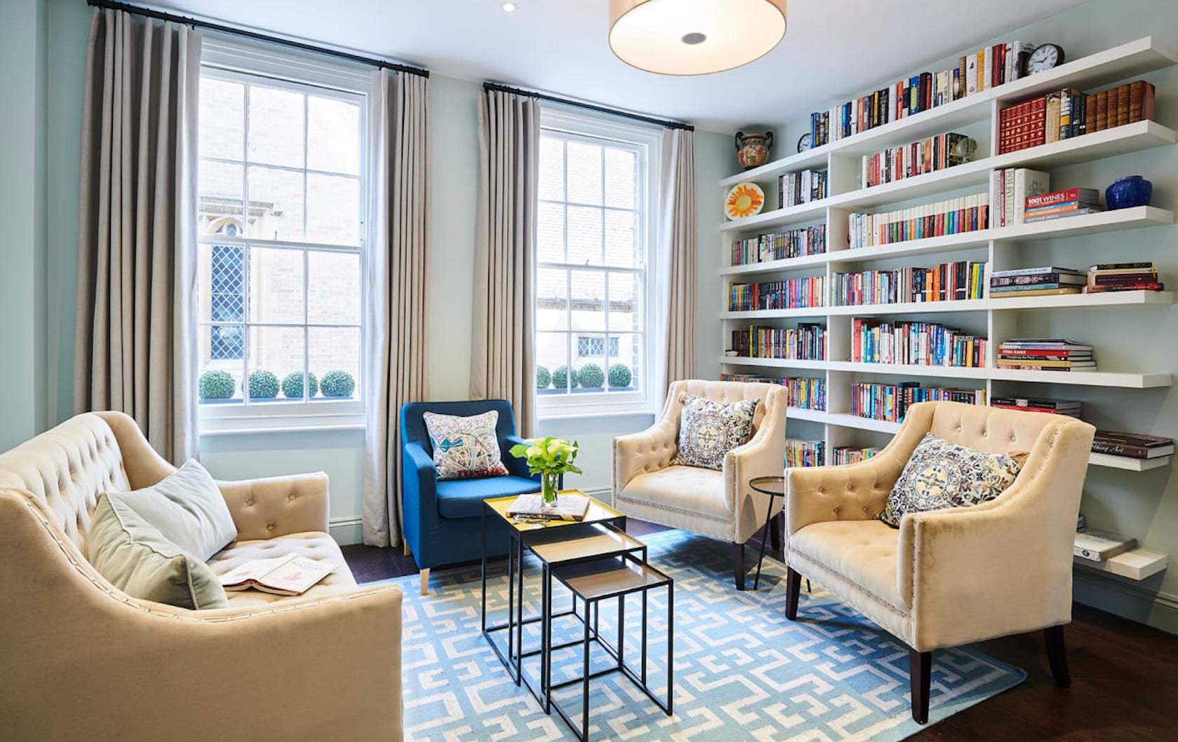 A Look Inside the York House in Kensington: A Serene Sanctuary
