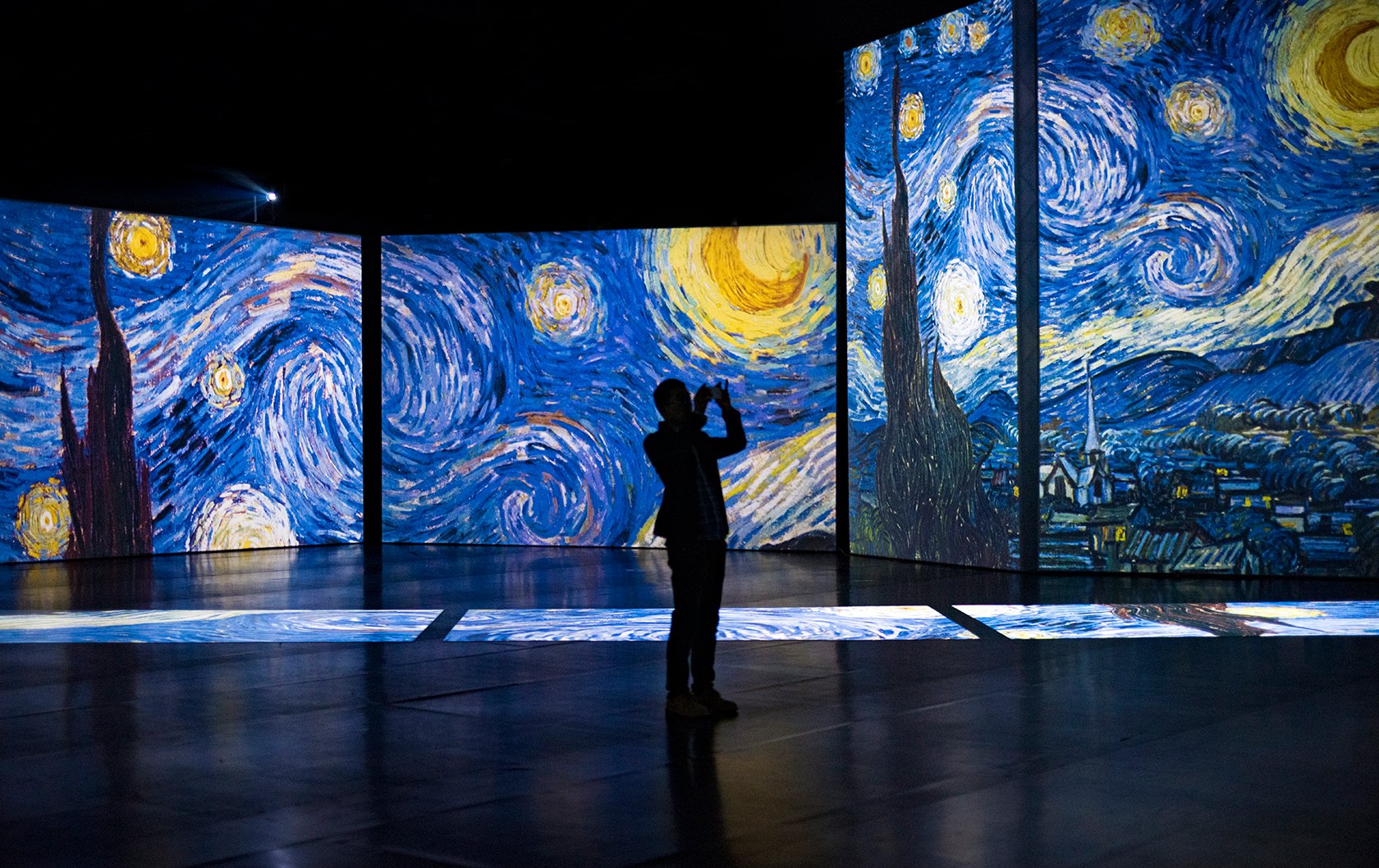 Two Not to Miss Van Gogh Immersive Experiences in London