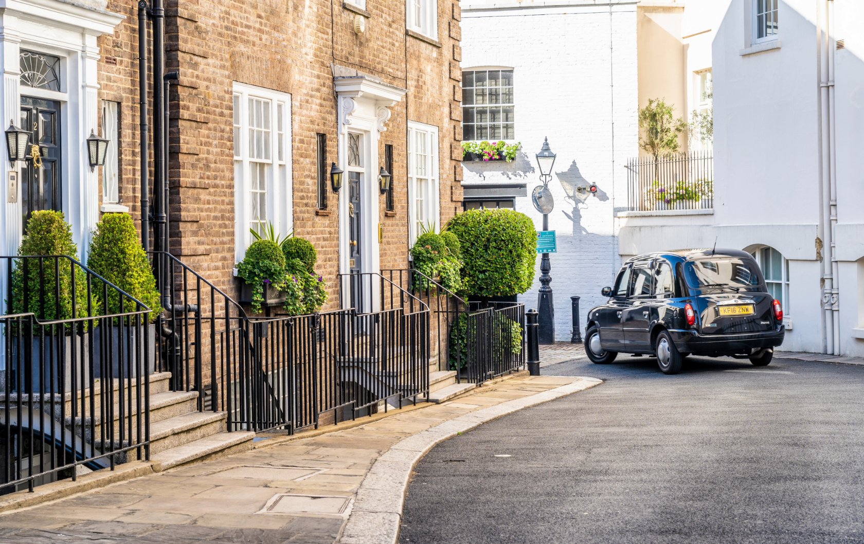 Stunning London Home for Sale in Exclusive Belgravia