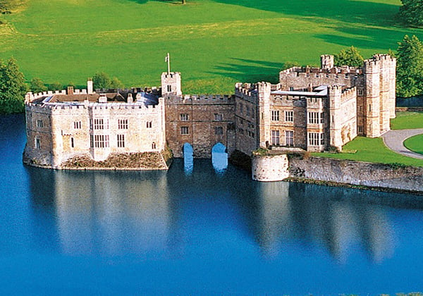 Leeds Castle, Canterbury Cathedral & Dover