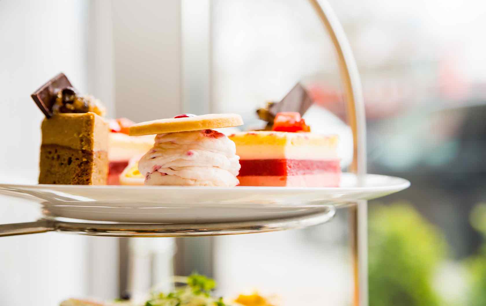 Quintessential British Cuisine_What to Eat in London by London Perfect Afternoon Tea