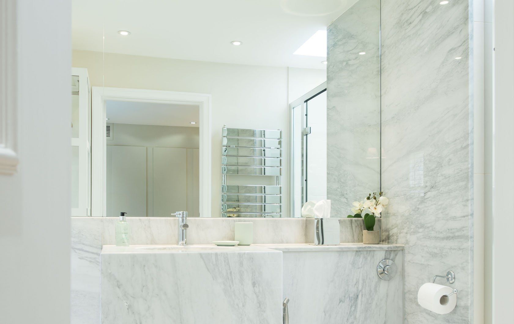 Beautiful bathrooms by London Perfect