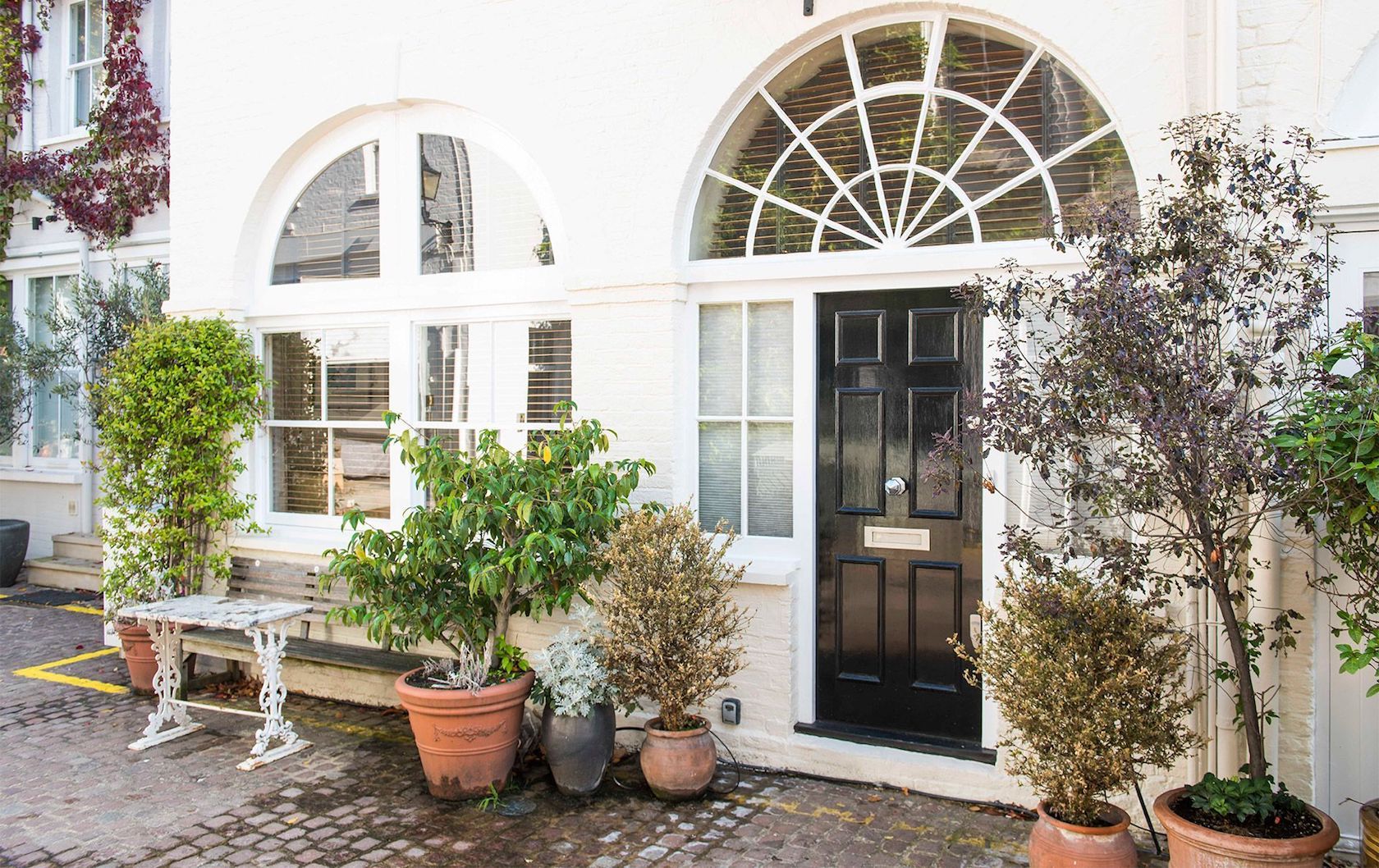 Mews rentals in London by London Perfect