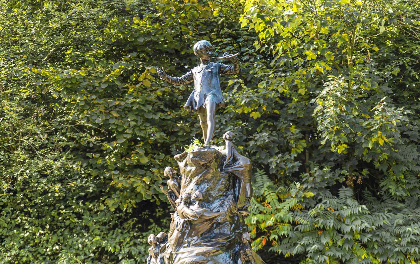 Peter Pan Statue London