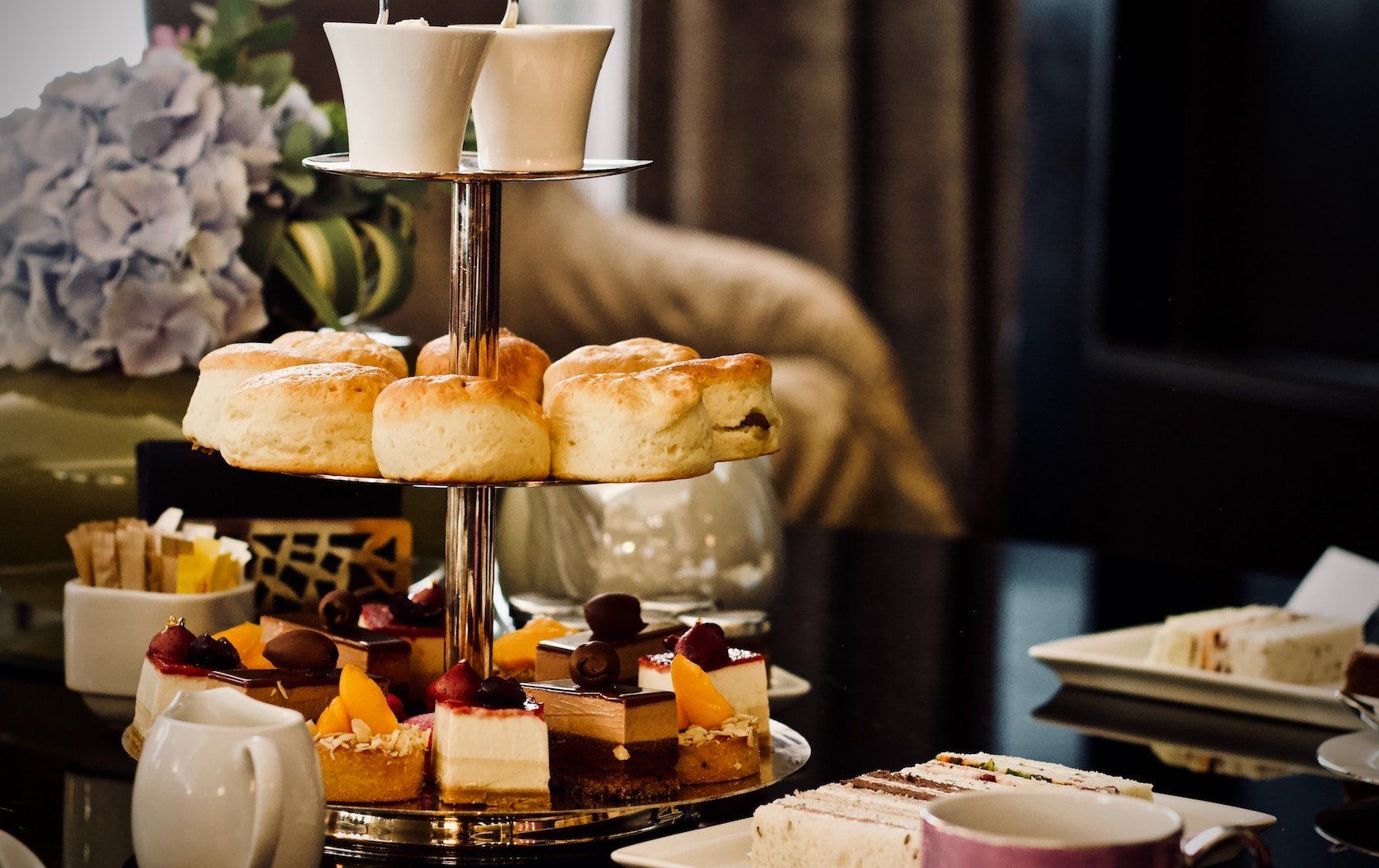 afternoon tea in London by London Perfect