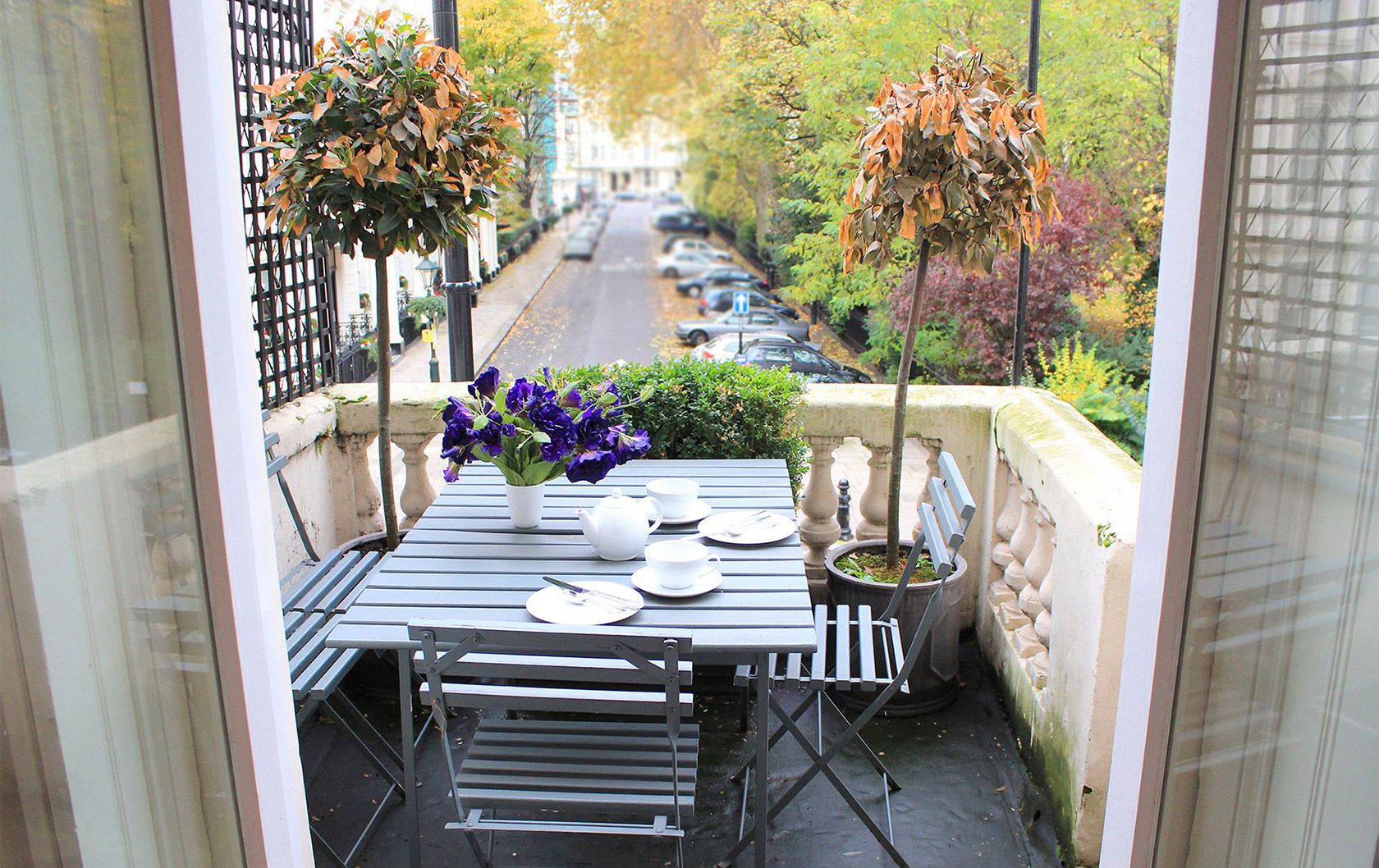 Classic London charm overlooking a garden square from the Salisbury