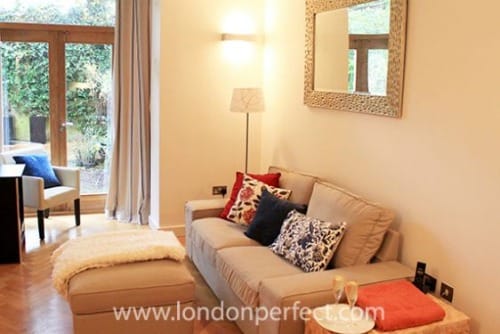London Perfect Chelsea One Bedroom Vacation Rental Living Room