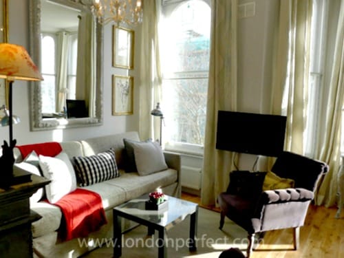 London Perfect Cheslea Vacation Rental Living Room