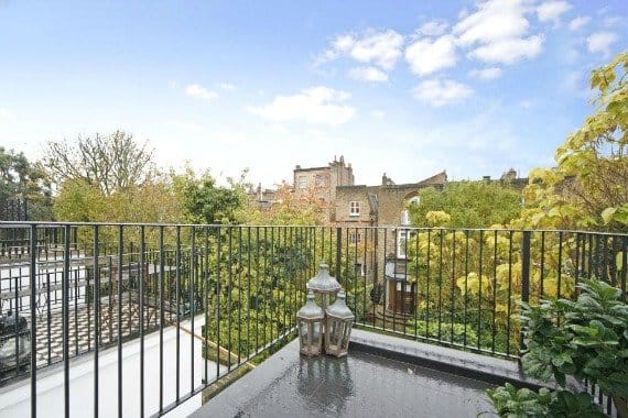 London Property for Sale Pembroke Place Terrace