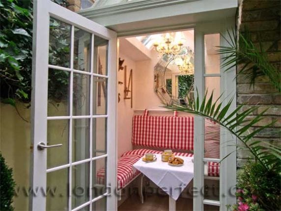 kensington-apartment-with-garden-conservatory