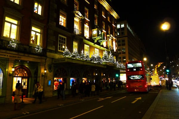 2 s christmas scenes londonperfect luxury rentals