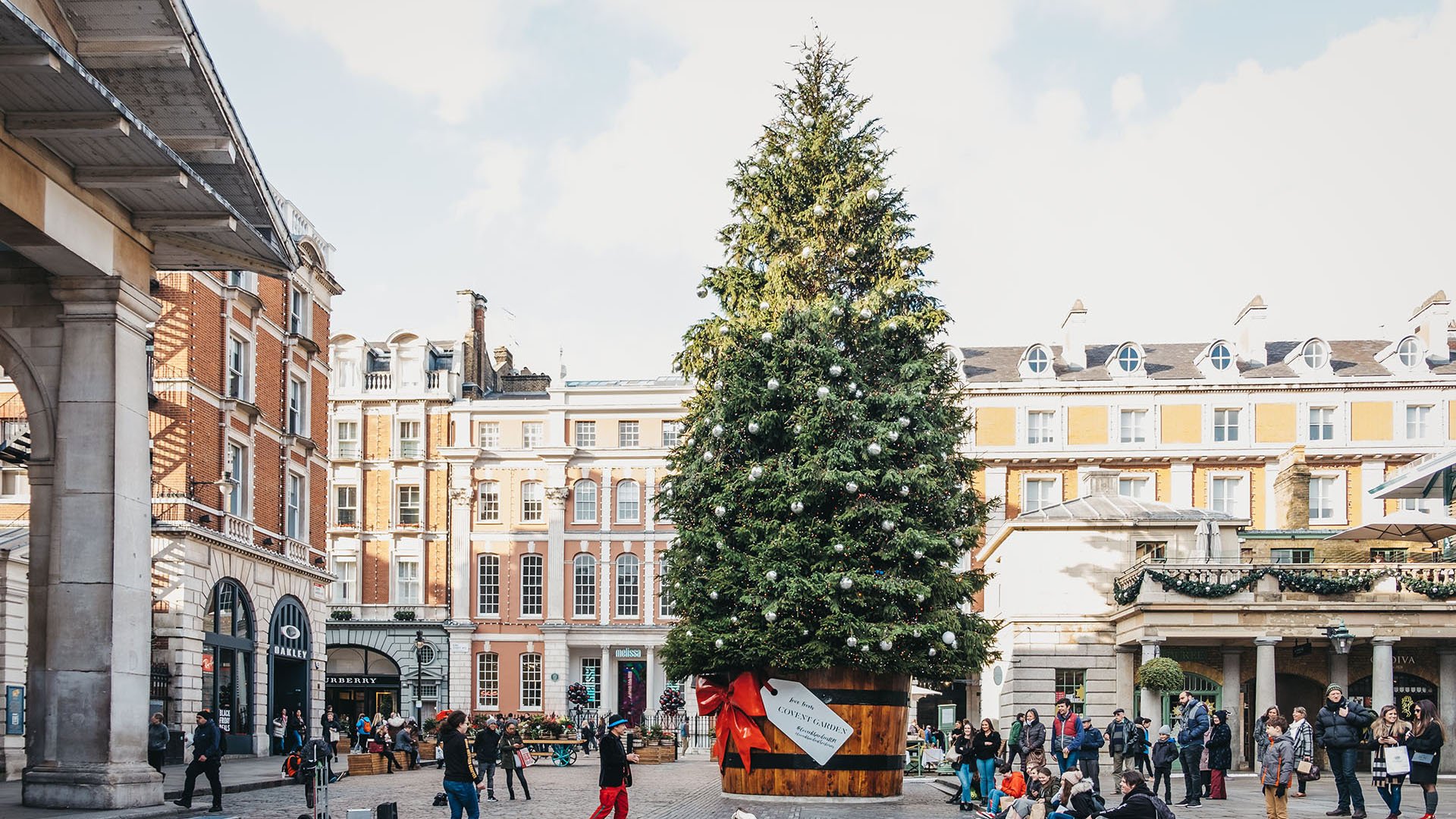 25th Anniversary Sale: Save 25% on holiday stays in London!